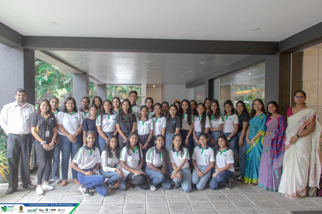 Department of English and Modern Languages visits News1st Studios